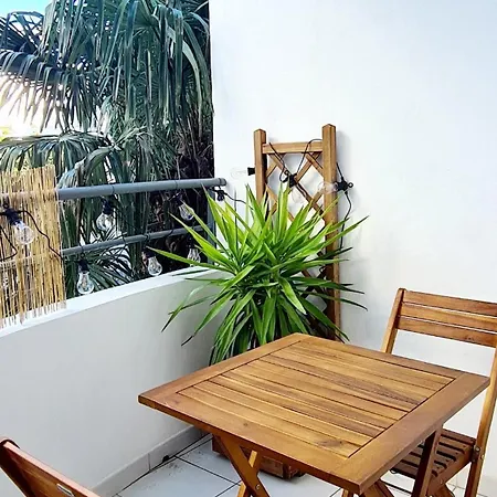 Le Des Arceaux Appartement